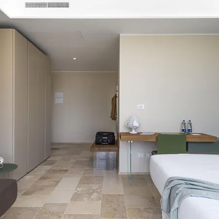 Отель Torre Assunta Masseria 5*